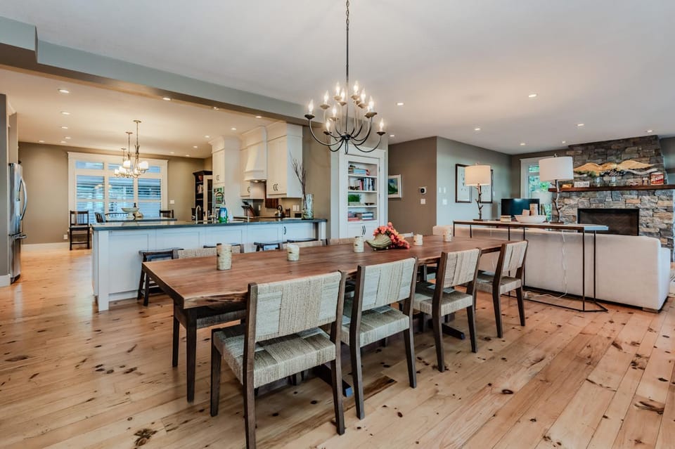 Living room, Dining area, kitchen