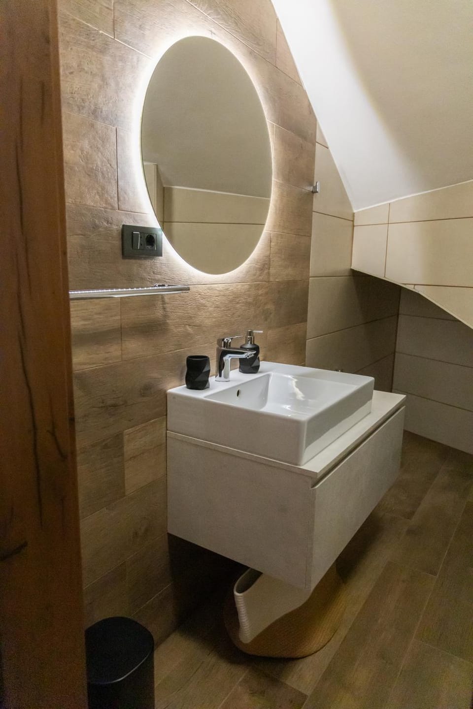 PosestvoRavbar Apartment in Slovenia
