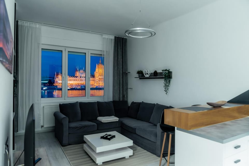 Parliament Panorama Apartment in Budapest
