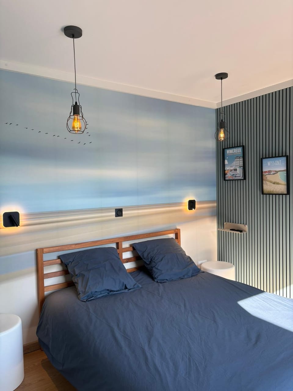 Property building, Bed