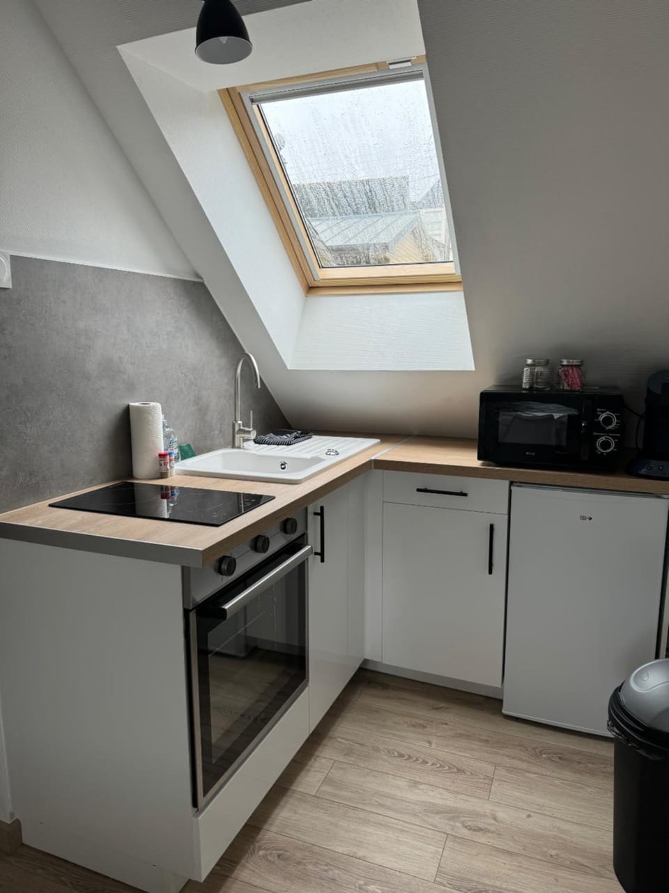 Kitchen or kitchenette, stove