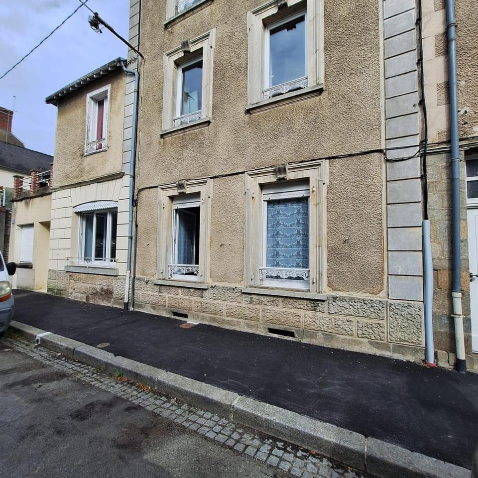 Property building, Street view