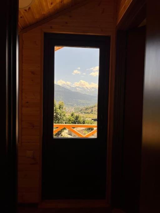 Andrias Wooden Hut Chalet in Georgia