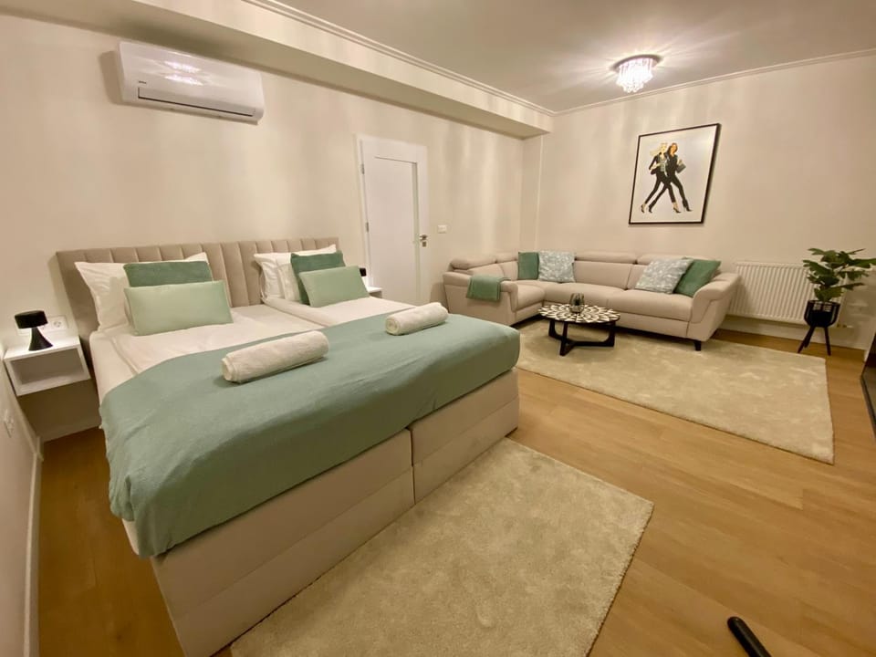 Breathtaking view Bestern Apartment in Szeged