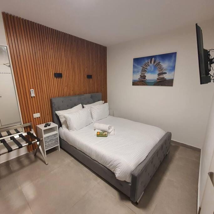 Ryo 19 דירה במלון בוטיק 2 דקות מטיילת בת ים Apartment in Tel Aviv District