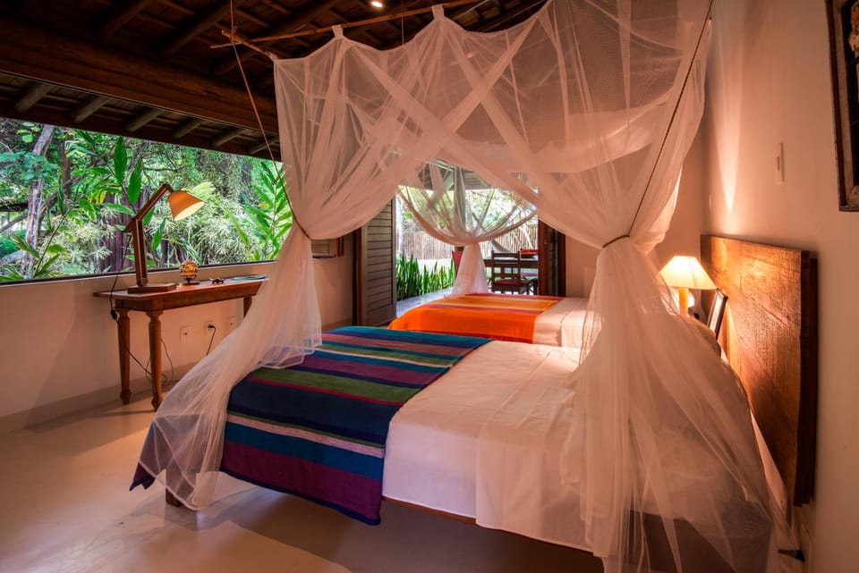 Bed, Photo of the whole room, Decorative detail, Bedroom