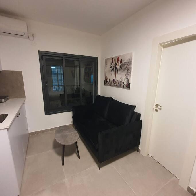 Ryo 21 דירה במלון בוטיק 2 דקות מטיילת בת ים Apartment in Tel Aviv District