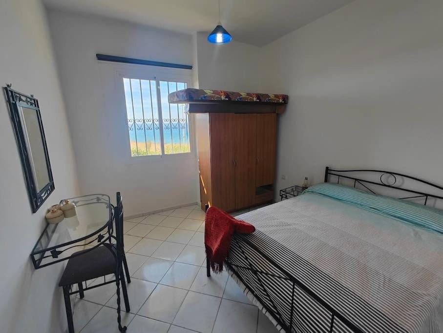 Tanger BEACH Sea-VIEW 3BR Coastal Getaway with Superfast Wifi Apartment in Tangier