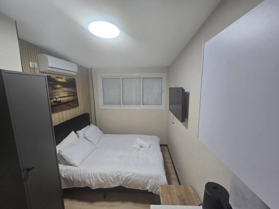 Ryo 25 דירה במלון בוטיק 2 דקות מטיילת בת ים Apartment in Tel Aviv District