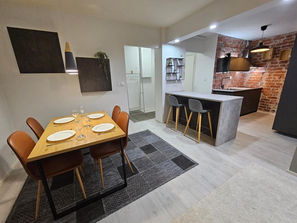 Kitchen or kitchenette, Living room, Dining area