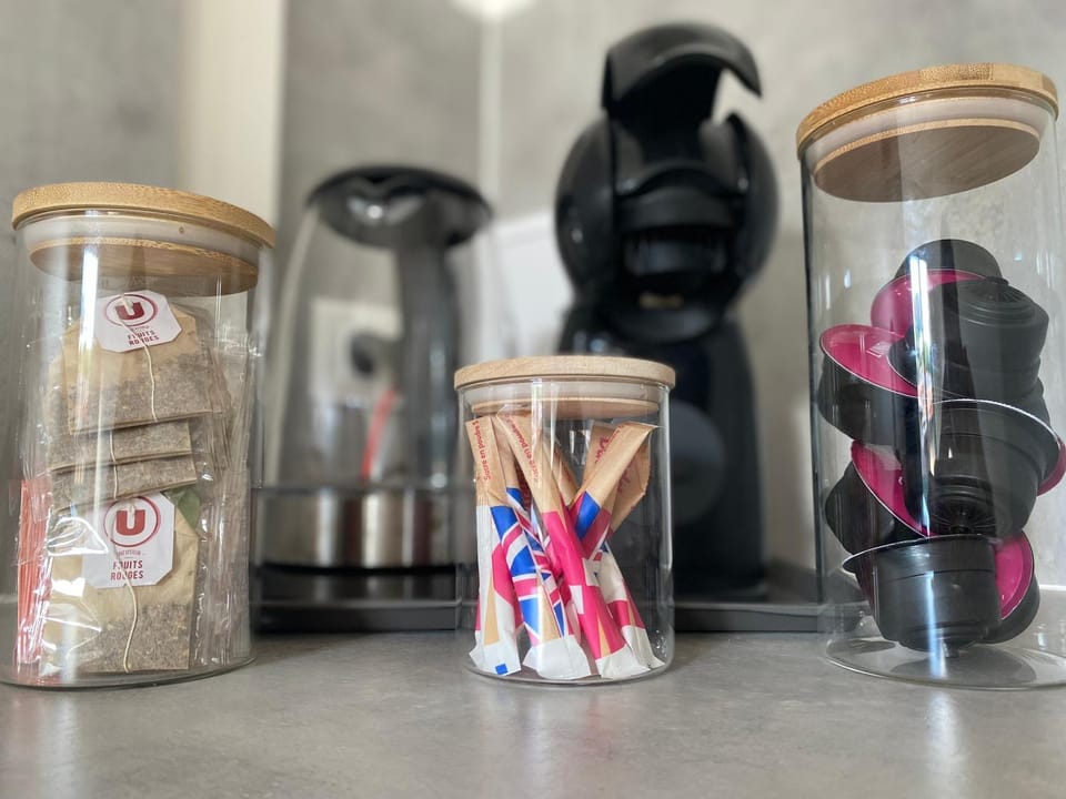 Coffee/tea facilities