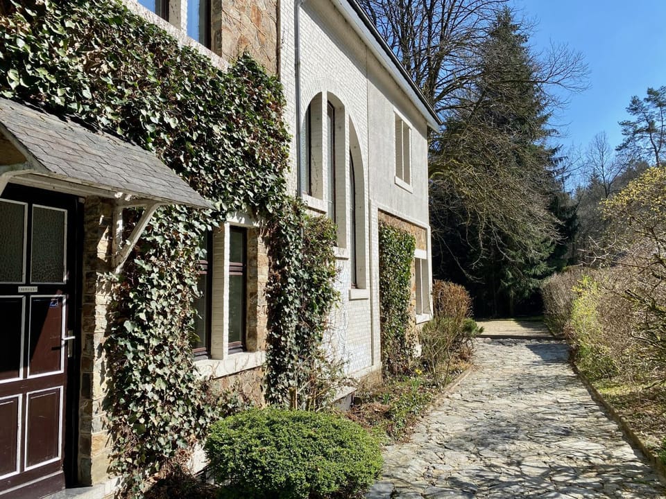 Property building, Spring, Garden