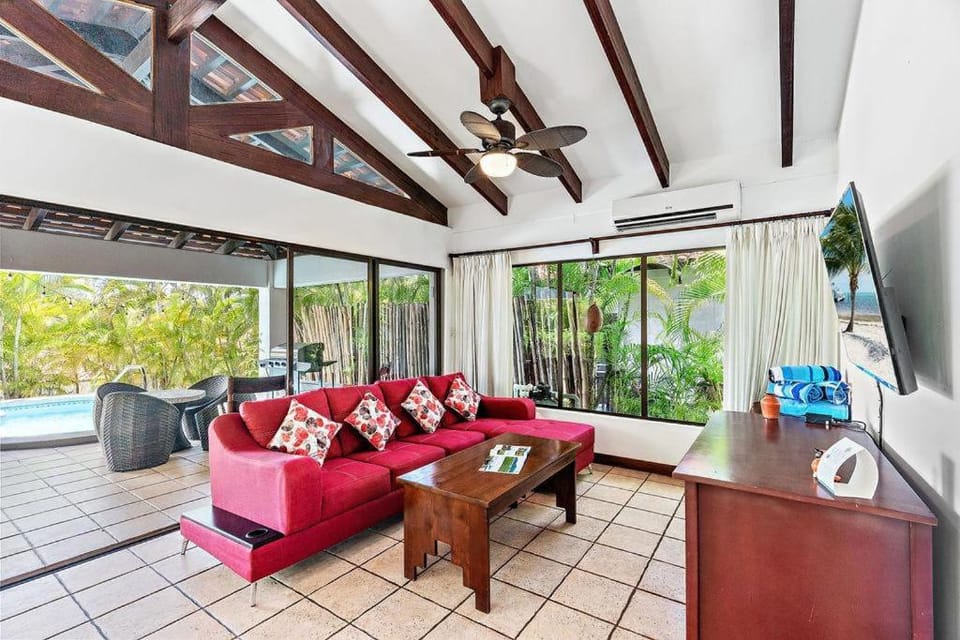 Living room, Swimming pool