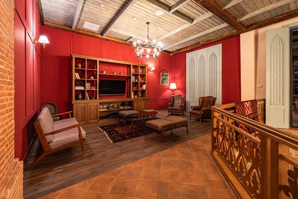 Library, Seating area
