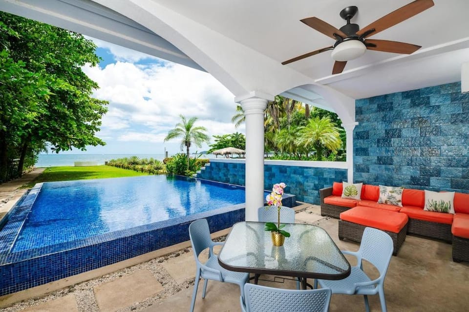 Seating area, Swimming pool