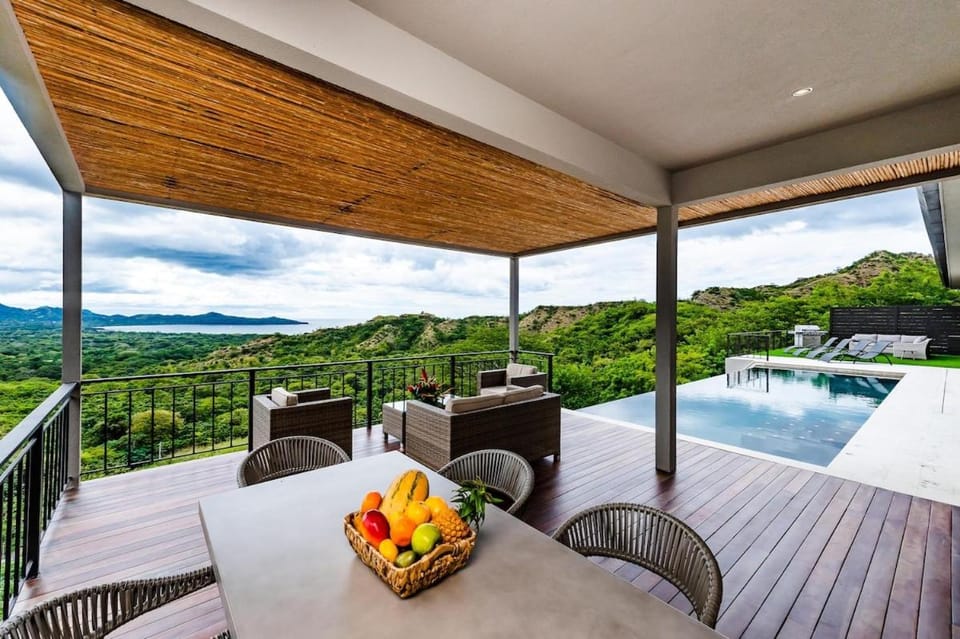 Balcony/Terrace, Swimming pool