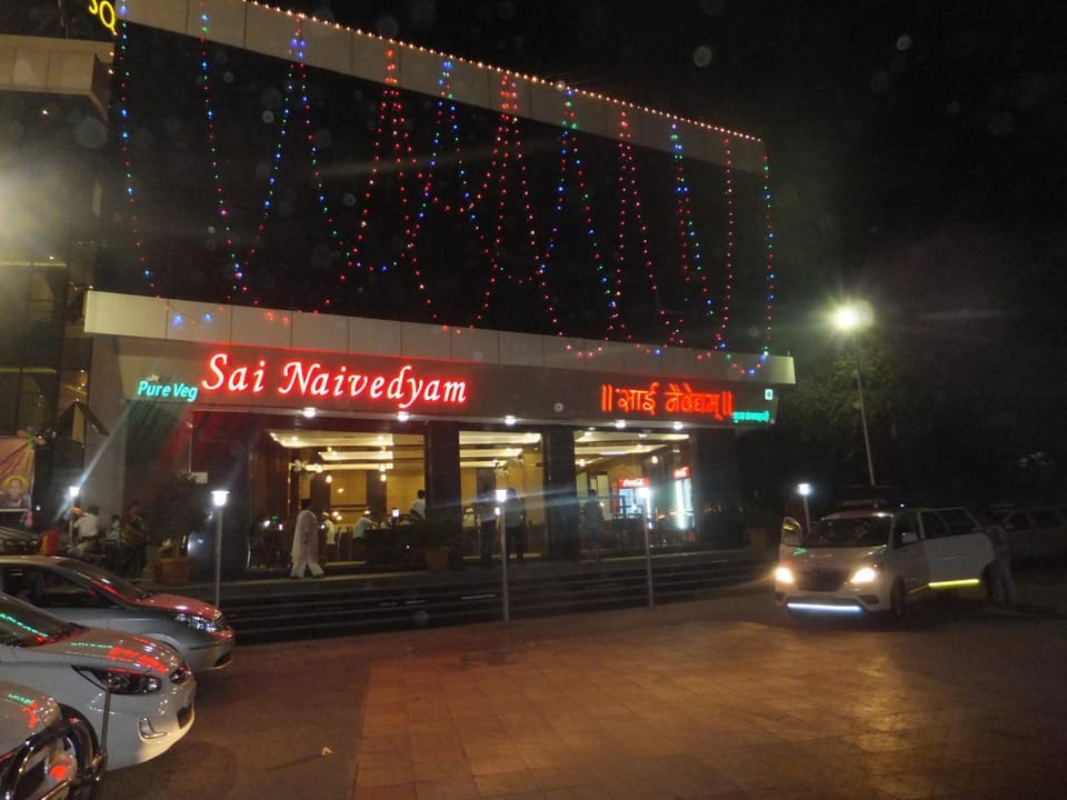 Restaurant/places to eat