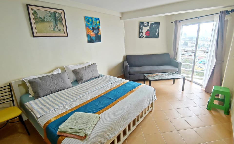 Property building, Balcony/Terrace