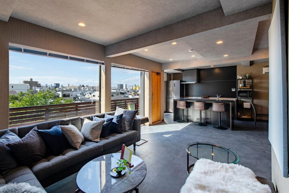 TV and multimedia, Living room, Dining area