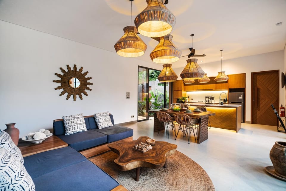 Kitchen or kitchenette, Living room, Seating area