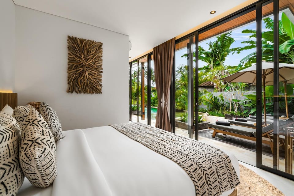 Bed, View (from property/room), Bedroom, air conditioner