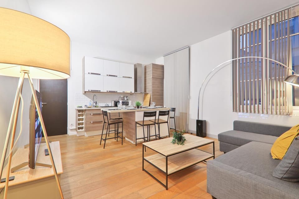Kitchen or kitchenette, Living room, Dining area