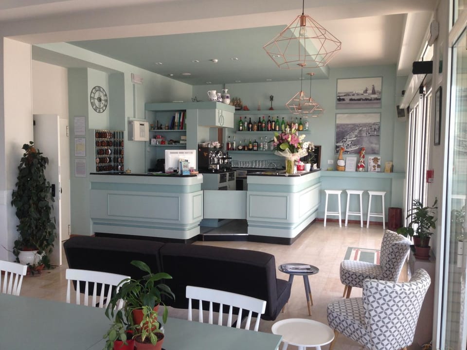 Lounge or bar