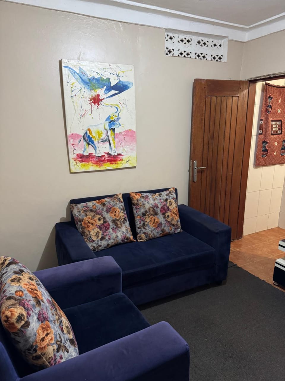 The Urban Corner Apartment in Kampala