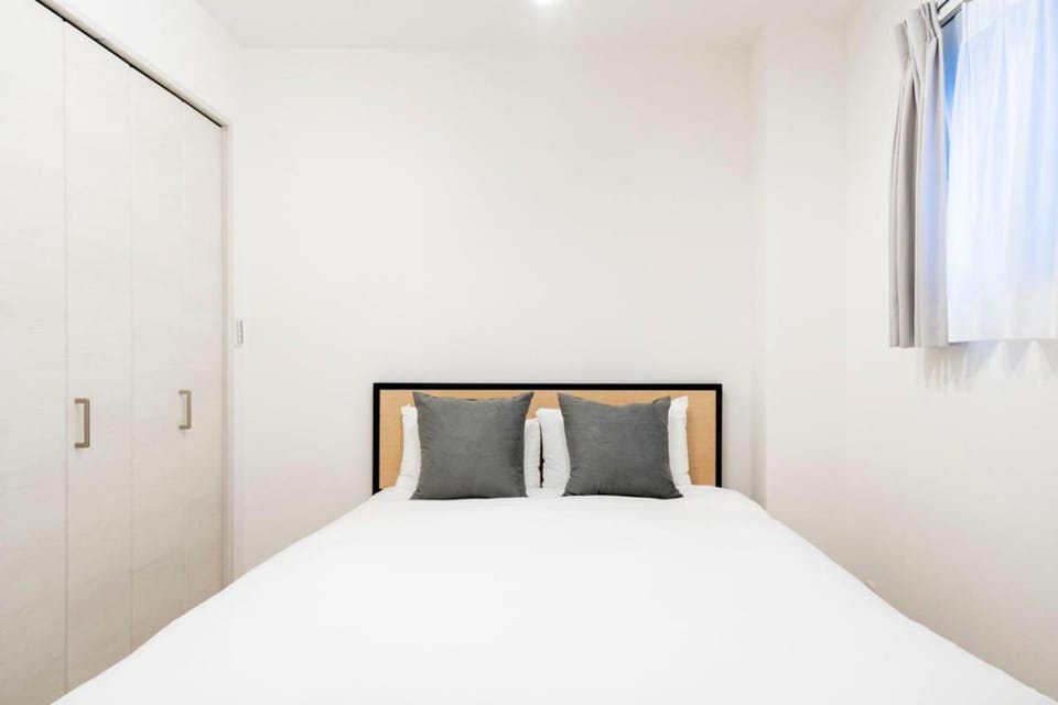 Bed, Bedroom, wardrobe