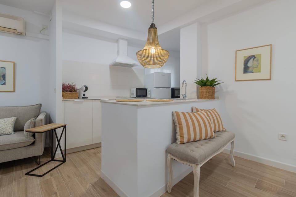 Kitchen or kitchenette, Living room