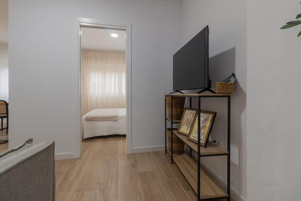 Communal lounge/ TV room, Bedroom