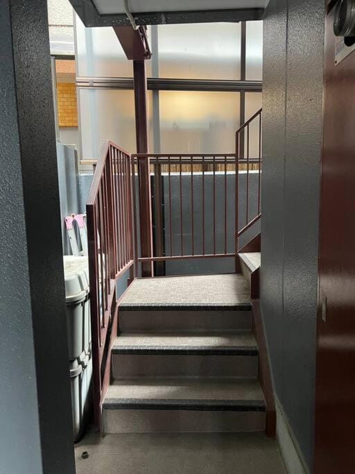 新宿区 駅から徒歩3分 新宿 六本木 築地直通 最大4名 32平米 302 Apartment in Shinjuku