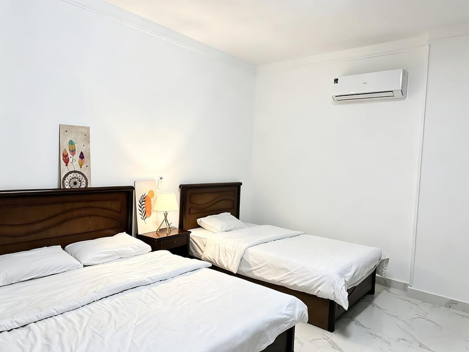 Property building, air conditioner
