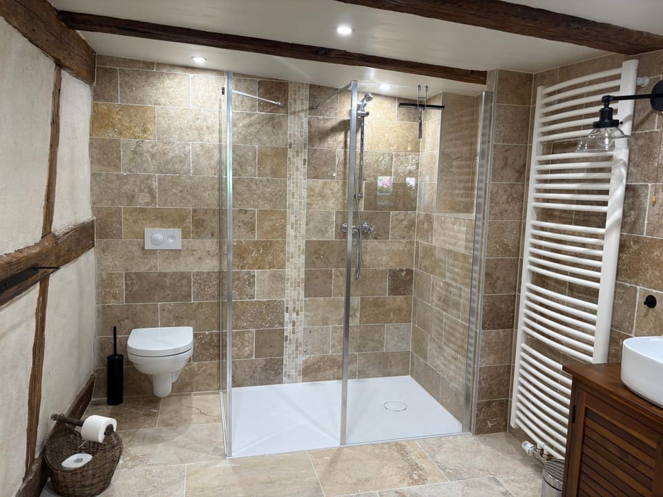 Shower, Toilet, Bathroom