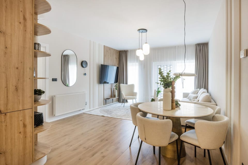 TV and multimedia, Living room, Dining area