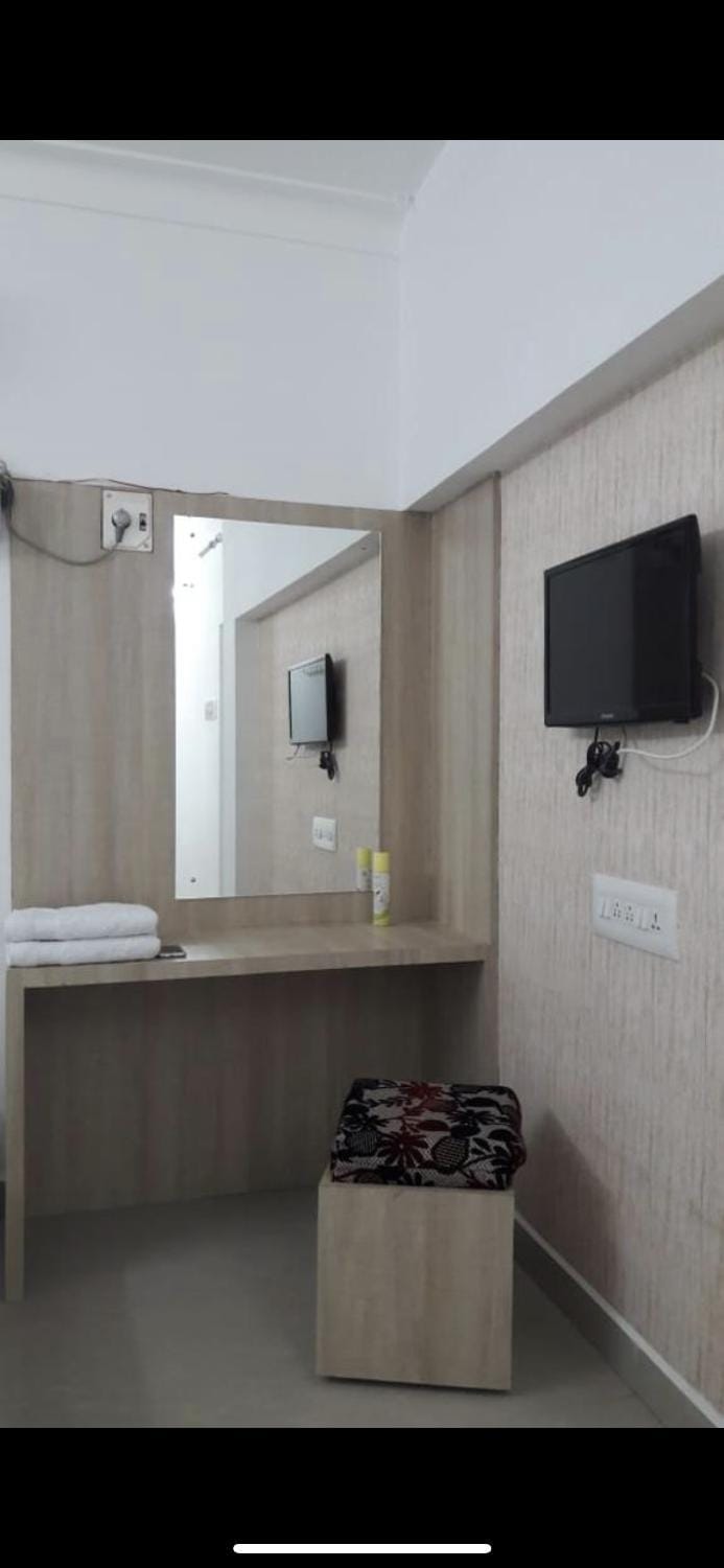 Srirangam SUITE Rooms- A Divine Stay Near the Temple Nature lodge in Tamil Nadu