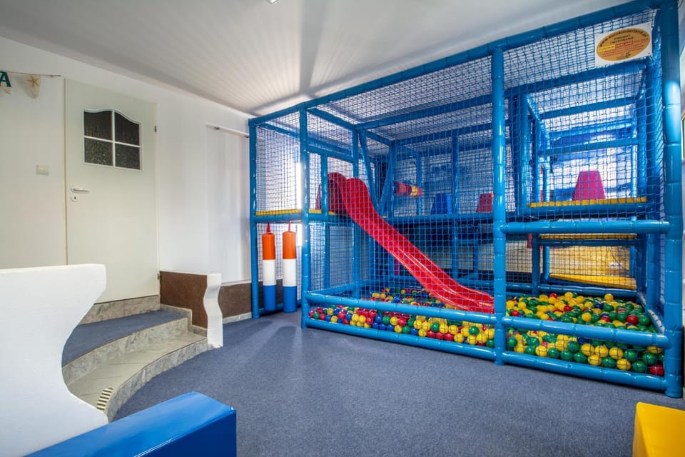Children play ground, Kids's club, children
