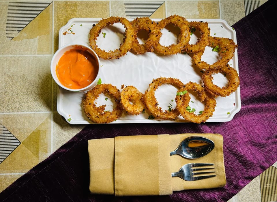Restaurant/places to eat, Food, Breakfast, Continental breakfast, Lunch, Dinner