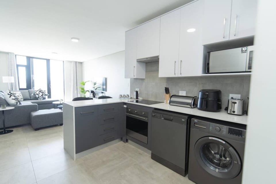 Coffee/tea facilities, Kitchen or kitchenette, dishwasher, washing machine