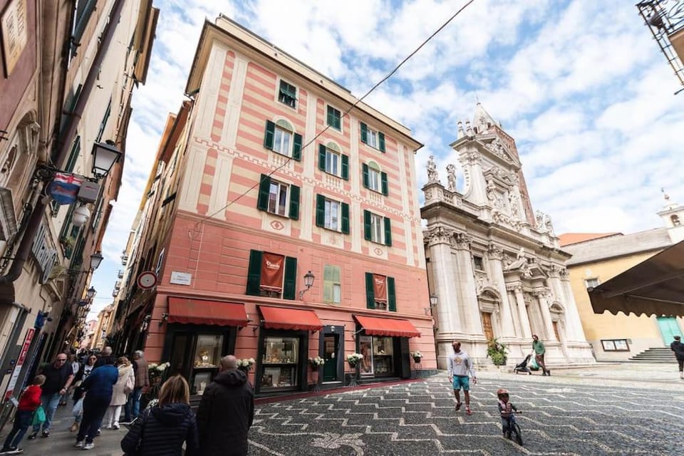 Property building, Neighbourhood, Street view