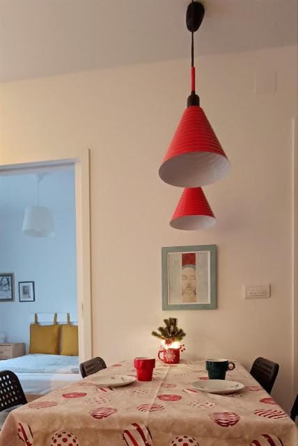 Living room, Photo of the whole room, Dining area