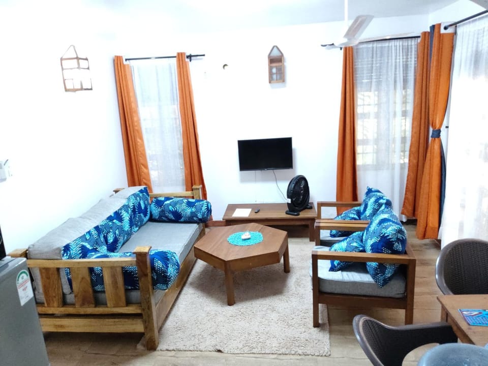 Communal lounge/ TV room, Seating area