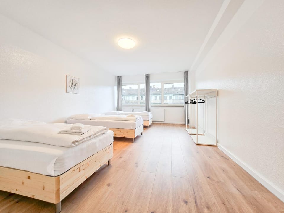 Bed, Photo of the whole room, Bedroom, heating, towels, wardrobe