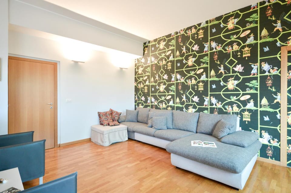 Communal lounge/ TV room, TV and multimedia, Living room, Seating area