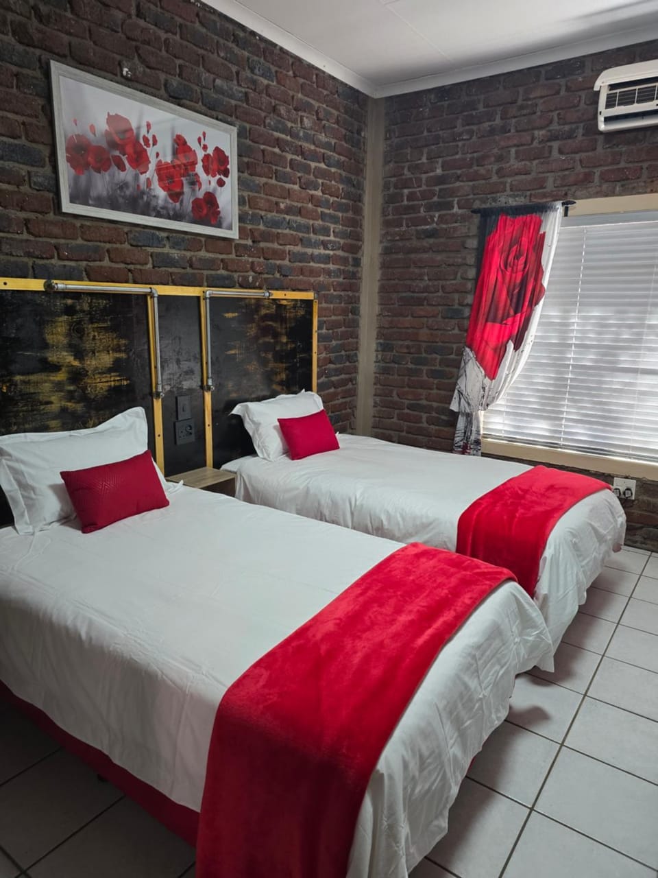 Bedroom, air conditioner