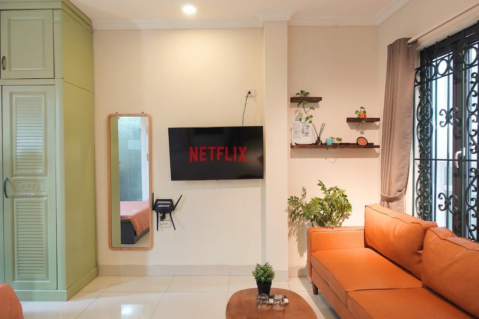 Migo Housing - Lift Access - Hanoi Beer Street - Central and Spacious - Ensuite Kitchen - Ensuite Bathroom Apartment in Hanoi