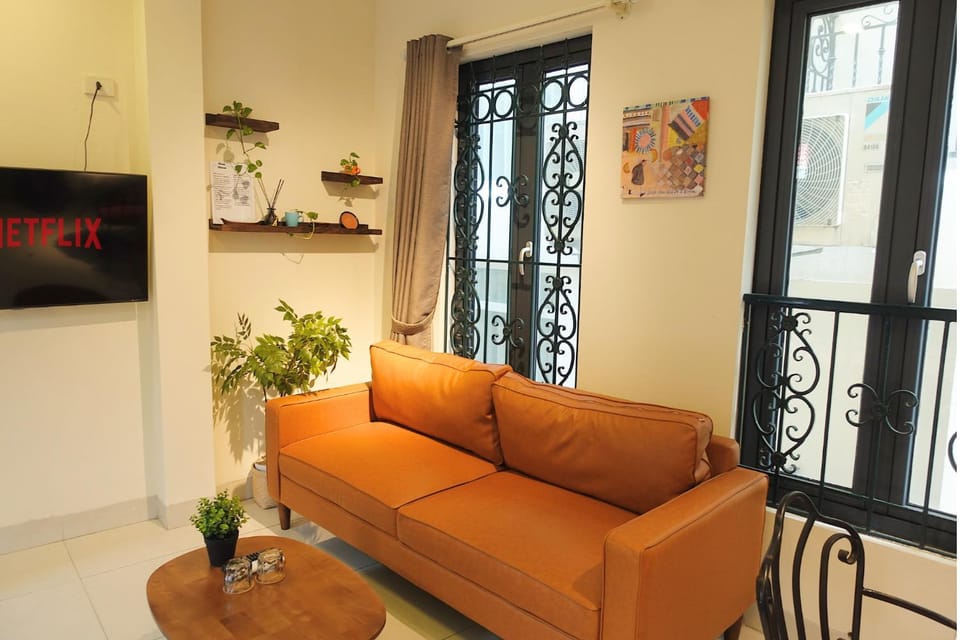Migo Housing - Lift Access - Hanoi Beer Street - Central and Spacious - Ensuite Kitchen - Ensuite Bathroom Apartment in Hanoi