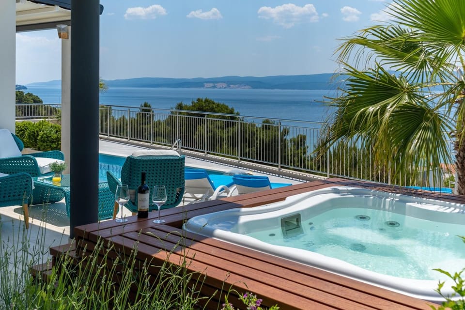 Hot Tub, Balcony/Terrace