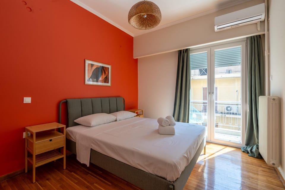 Bed, Bedroom, air conditioner