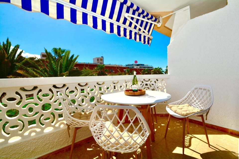 BLUEBIRD Luxury apartment in Las Americas Apartment in Playa de las Americas